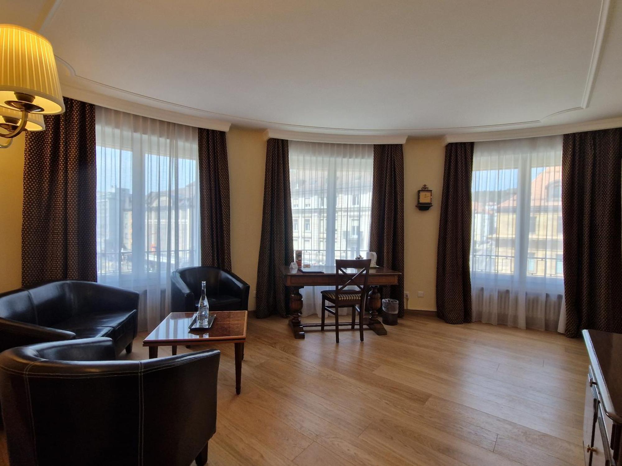 Athmos Hotel 4*